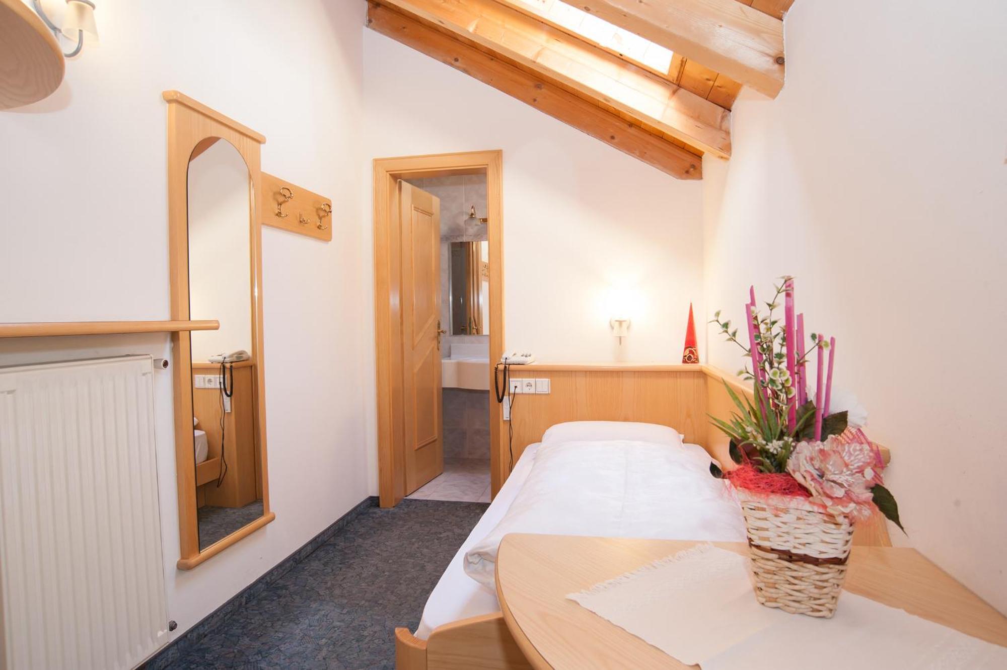 Hotel Vernel Santa Cristina Val Gardena Rom bilde