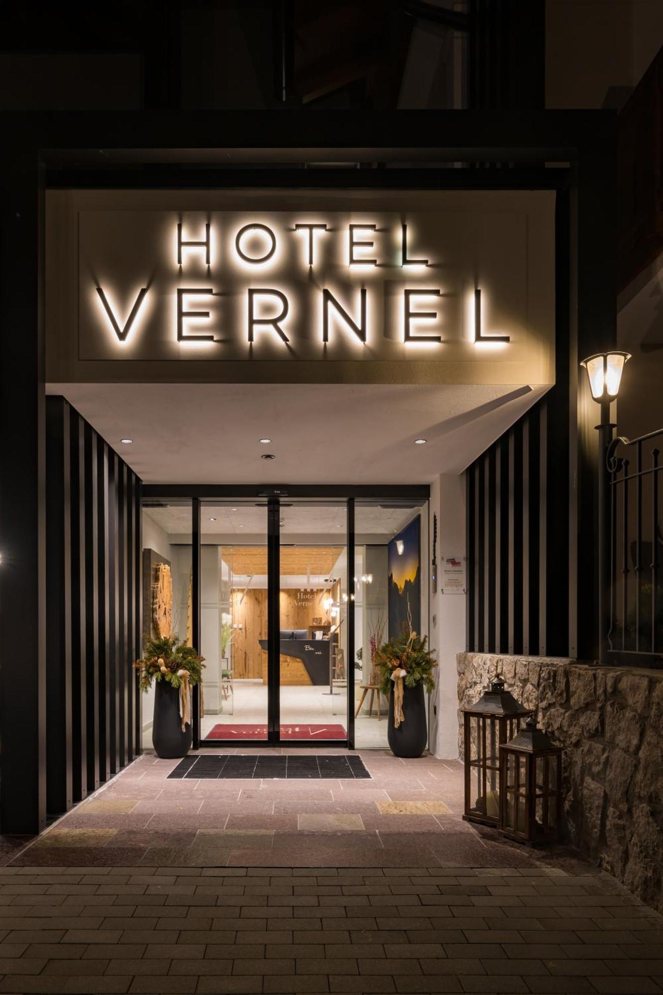 Hotel Vernel Santa Cristina Val Gardena Eksteriør bilde